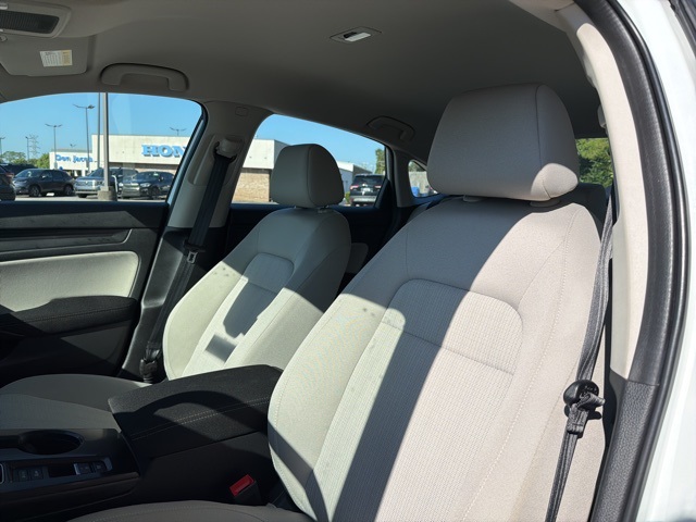 2023 Honda Civic LX photo 7