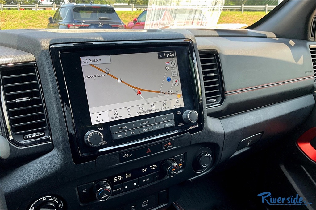 2023 Nissan Frontier PRO-4X photo 10