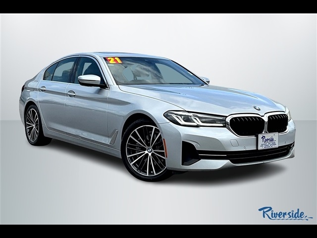 2021 BMW 5 Series 530i's photo
