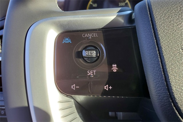 2025 Infiniti QX80 Luxe photo 16