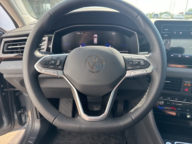 2025 Volkswagen Jetta 1.5T SE photo 22