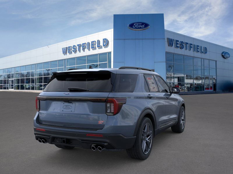 2025 Ford Explorer ST photo 8