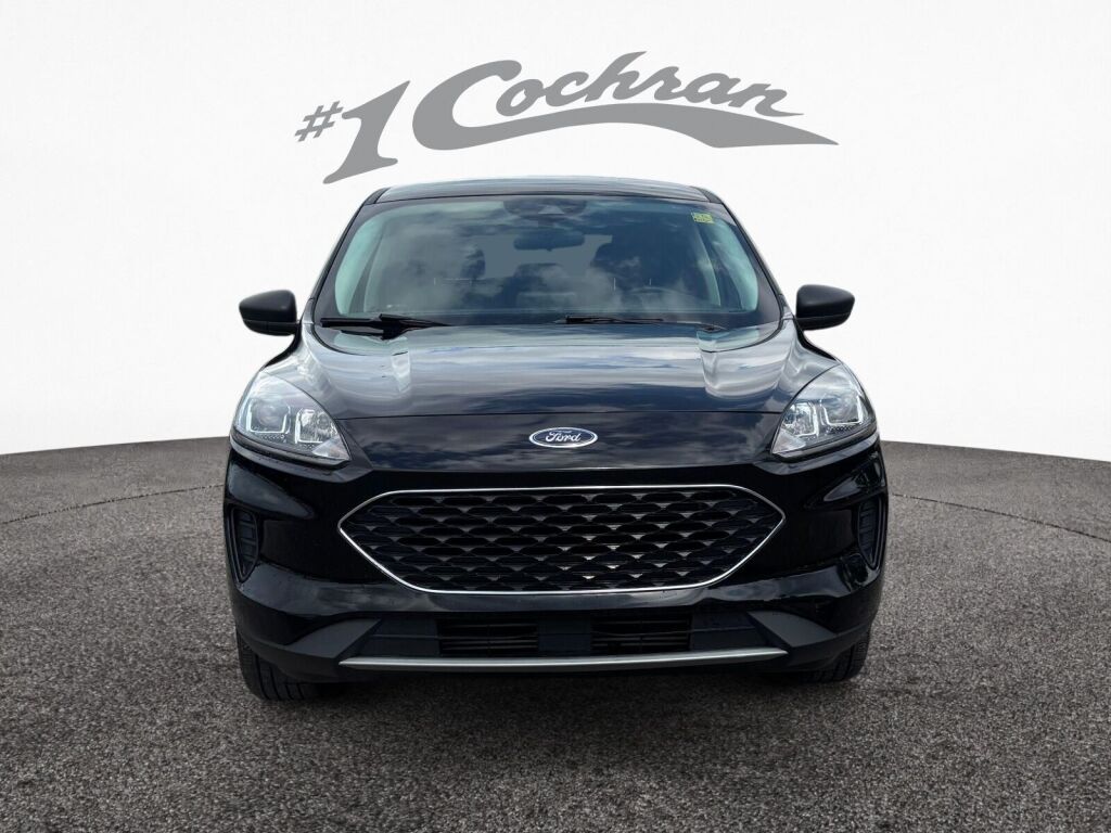 2022 Ford Escape SE photo 2