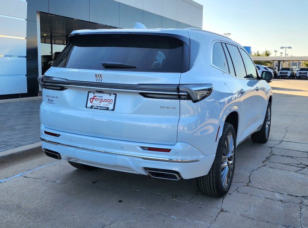 2026 Buick Enclave Avenir photo 4