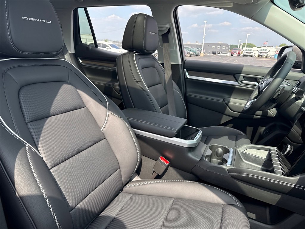 2026 Gmc Terrain Denali photo 36