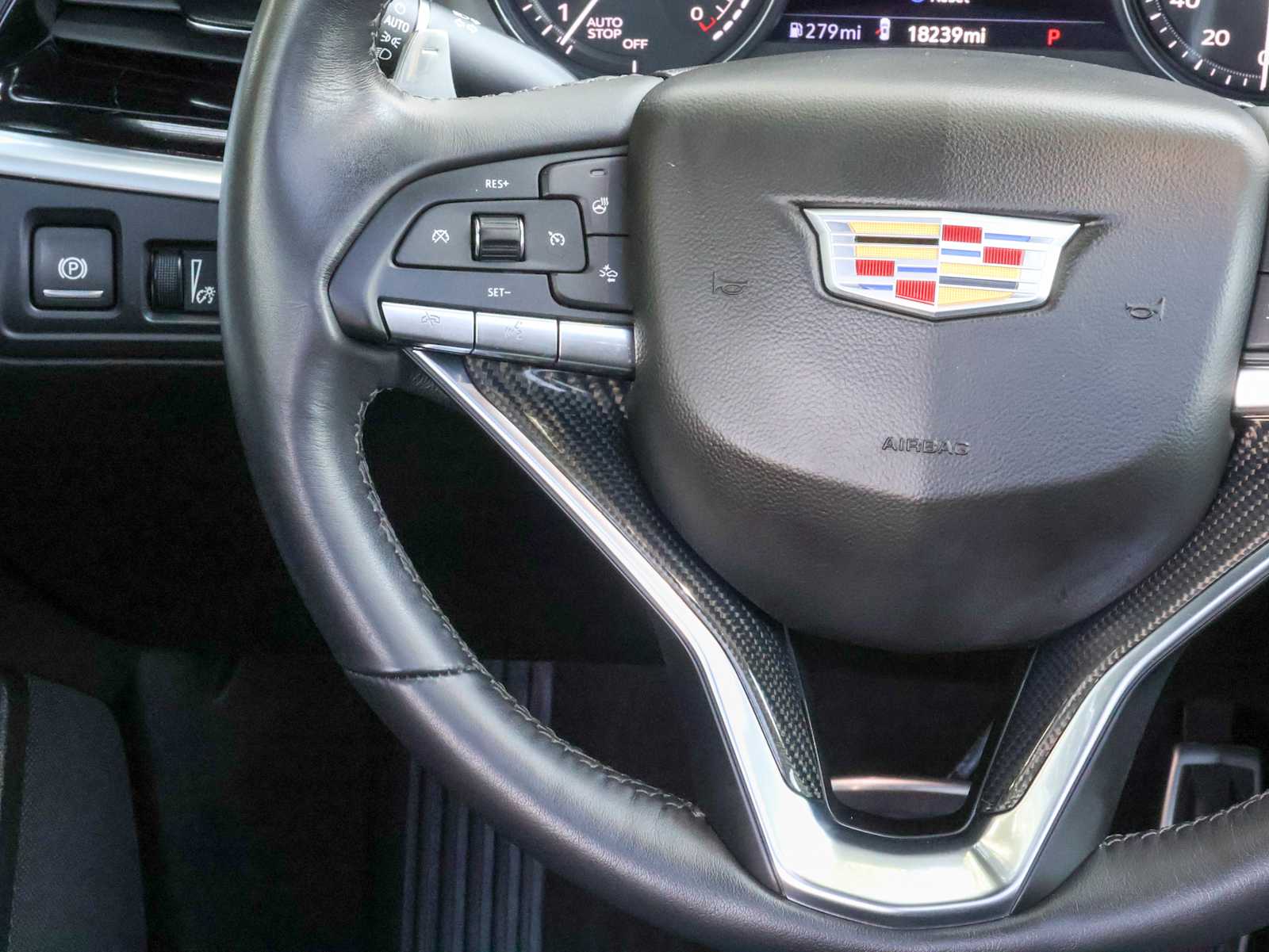 2024 Cadillac XT6 Sport photo 16