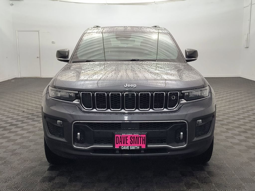 2021 Jeep Grand Cherokee Overland photo 4