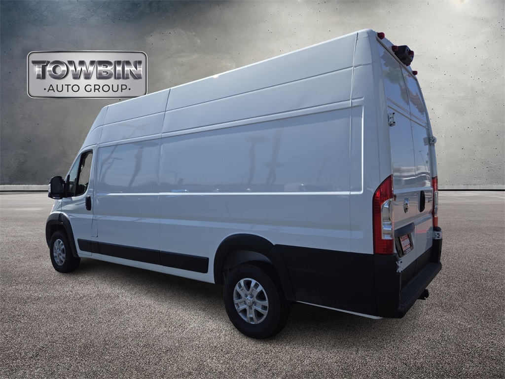 2024 Ram ProMaster 3500 photo 3