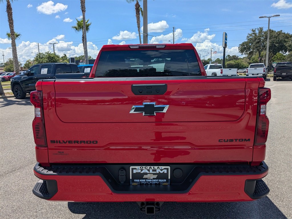 2025 Chevrolet Silverado 1500 Custom photo 4
