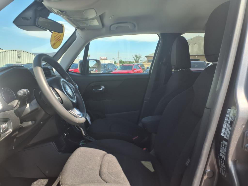 2018 Jeep Renegade Latitude photo 12