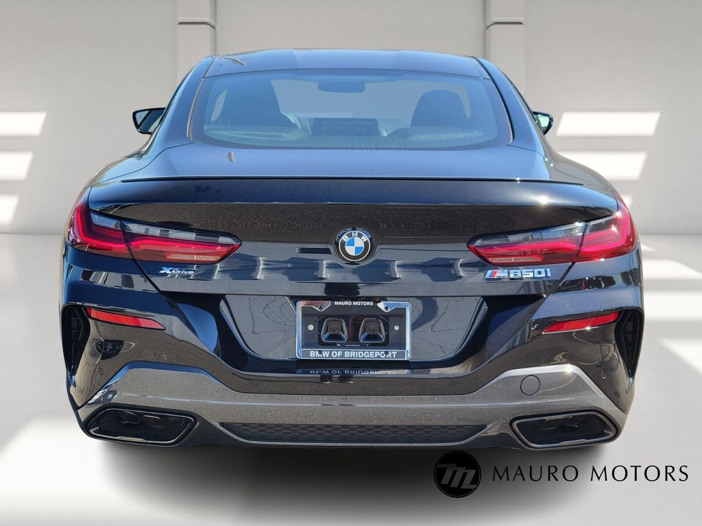 2026 Bmw 850i xDrive Coupe photo 4