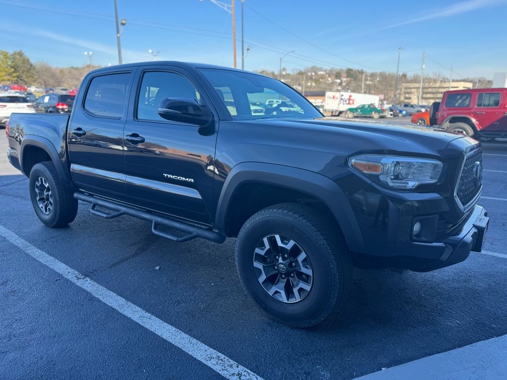 2019 Toyota Tacoma TRD Off Road's photo