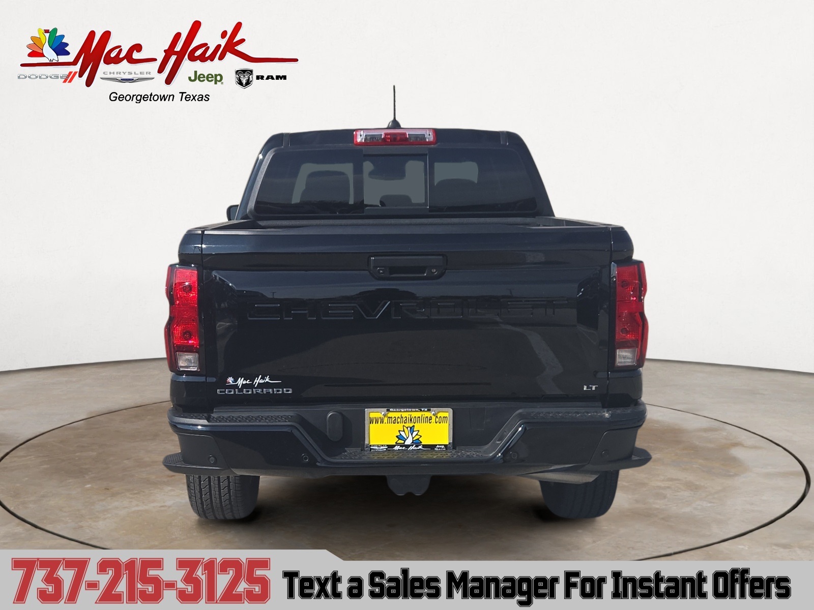 2024 Chevrolet Colorado LT photo 4