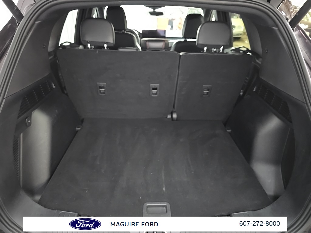 2023 Ford Escape ST-Line Select photo 12