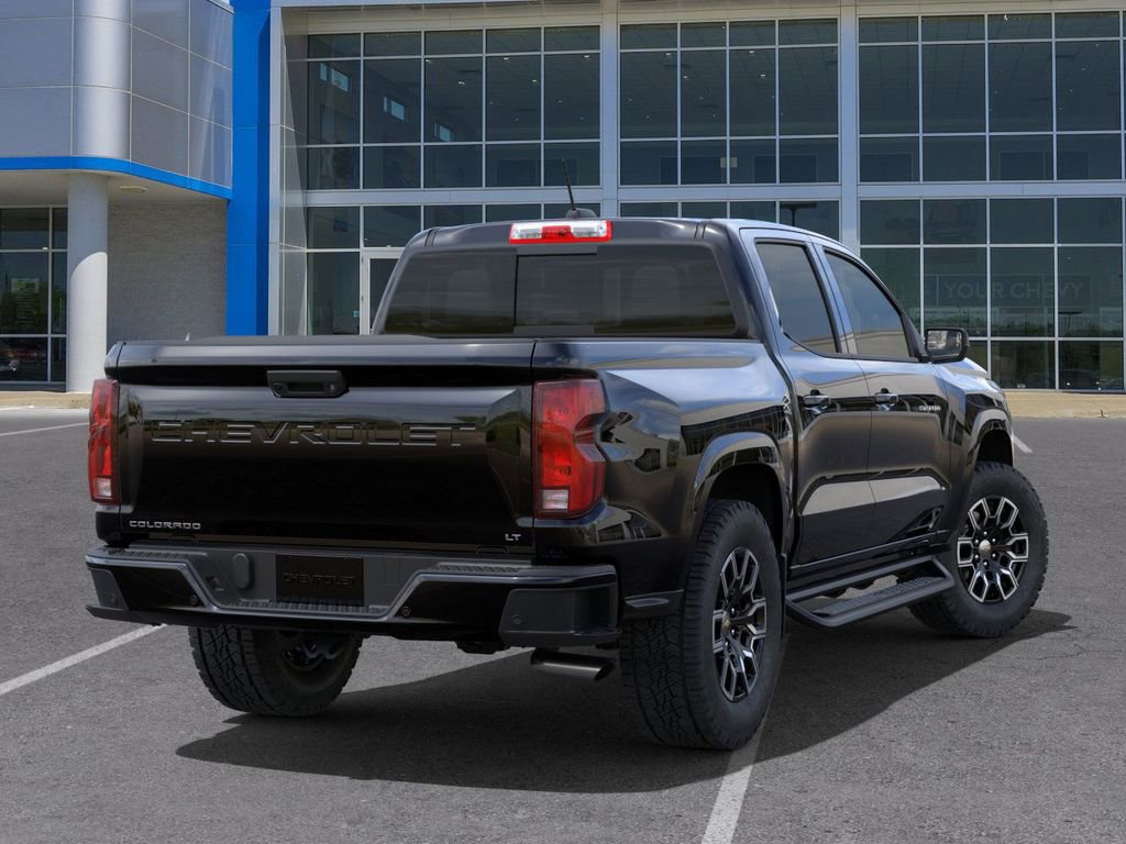 2024 Chevrolet Colorado LT photo 4