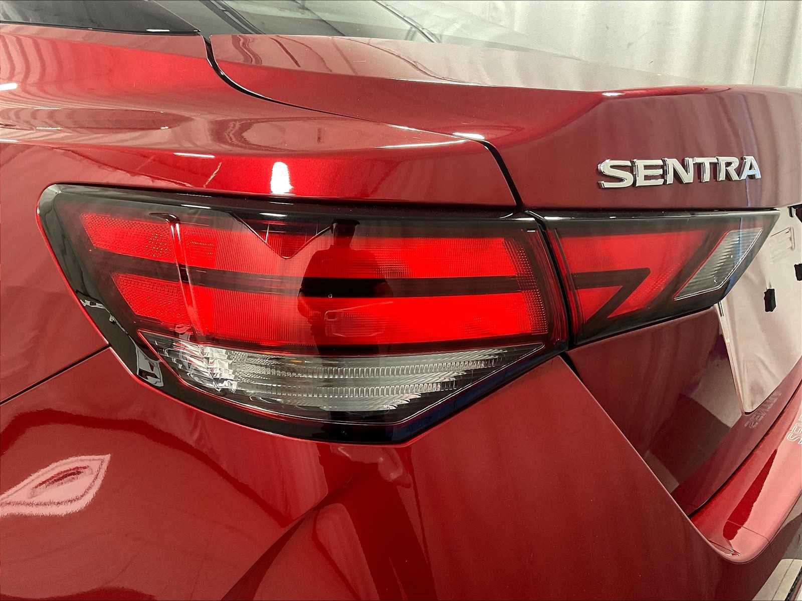 2023 Nissan Sentra SV photo 30