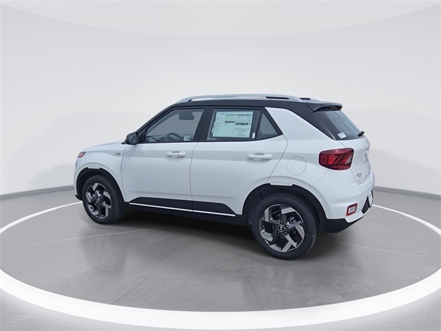 2025 Hyundai Venue Limited photo 3