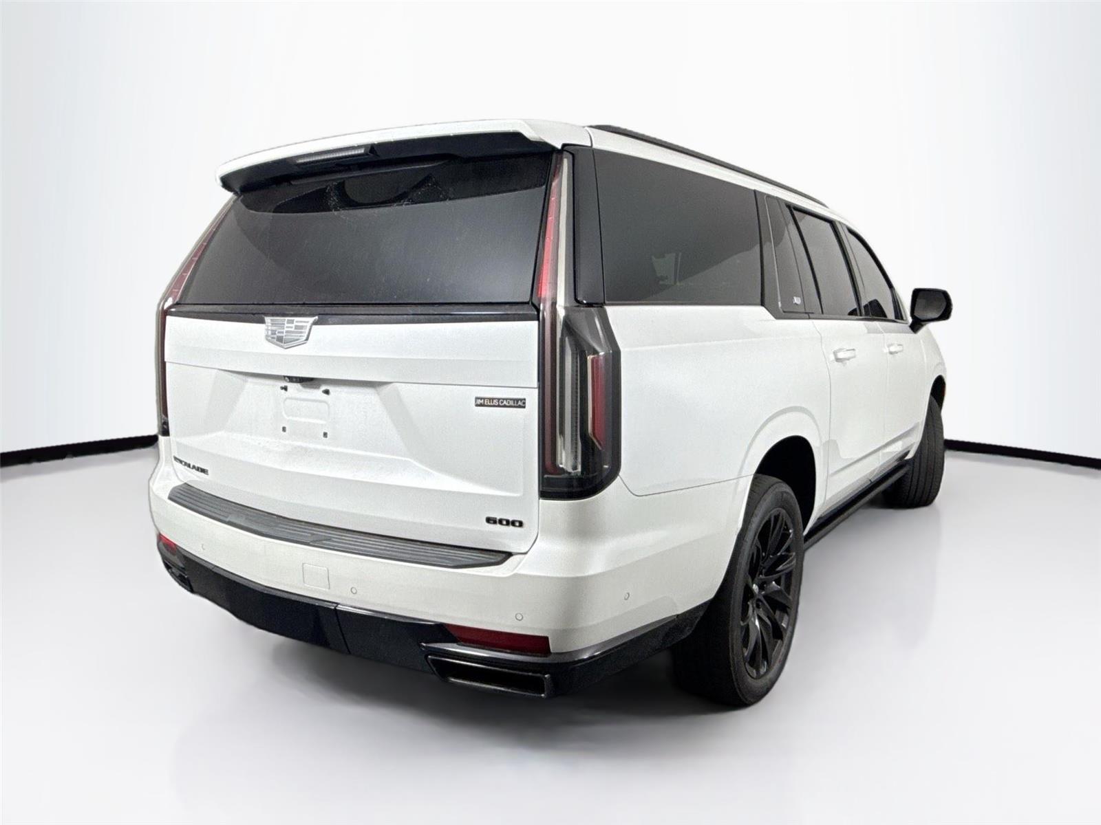 2021 Cadillac Escalade ESV Sport photo 6