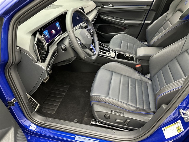 2024 Volkswagen Golf R TSI photo 3