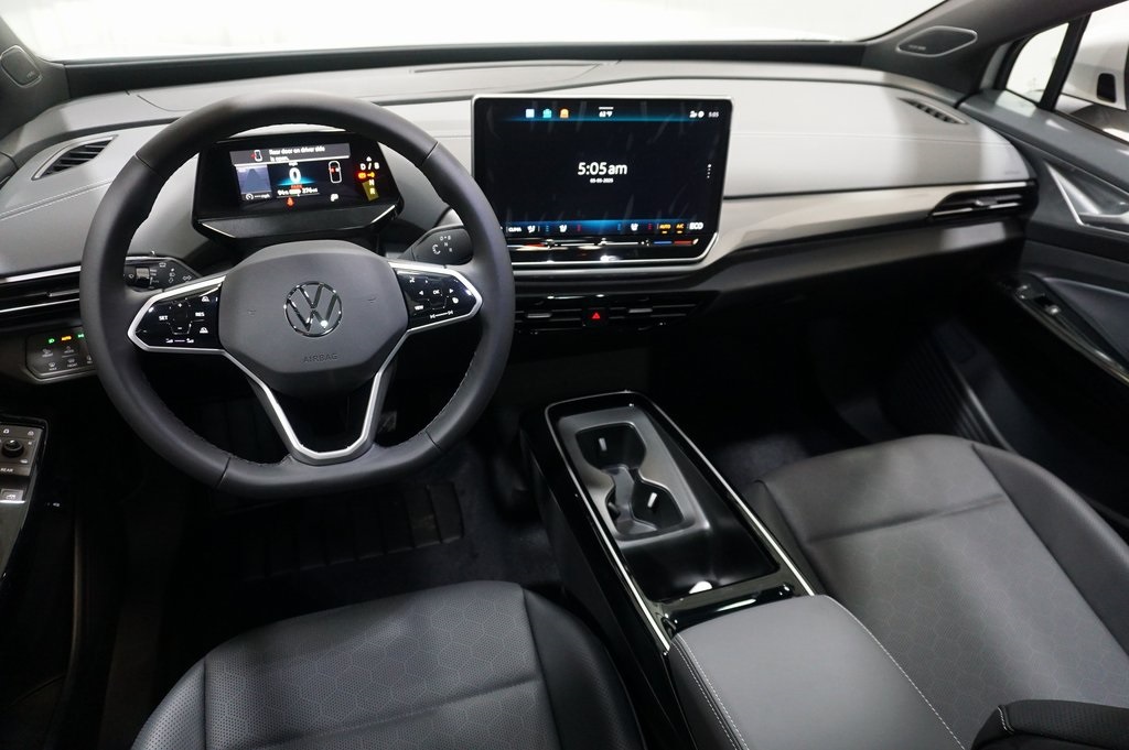 2025 Volkswagen ID.4 Pro Plus photo 15