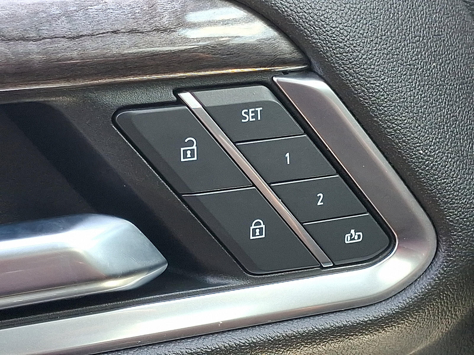 2022 Chevrolet Silverado 1500 LTZ photo 30