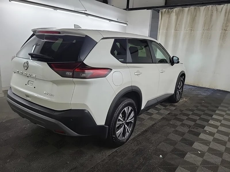 2023 Nissan Rogue SV photo 4