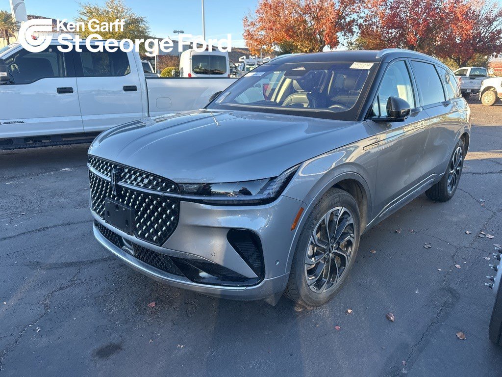 2024 Lincoln Nautilus Reserve's photo