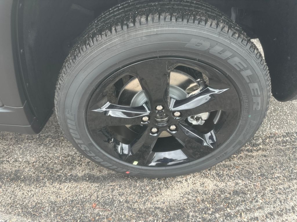 2025 Jeep Grand Cherokee Altitude X photo 5