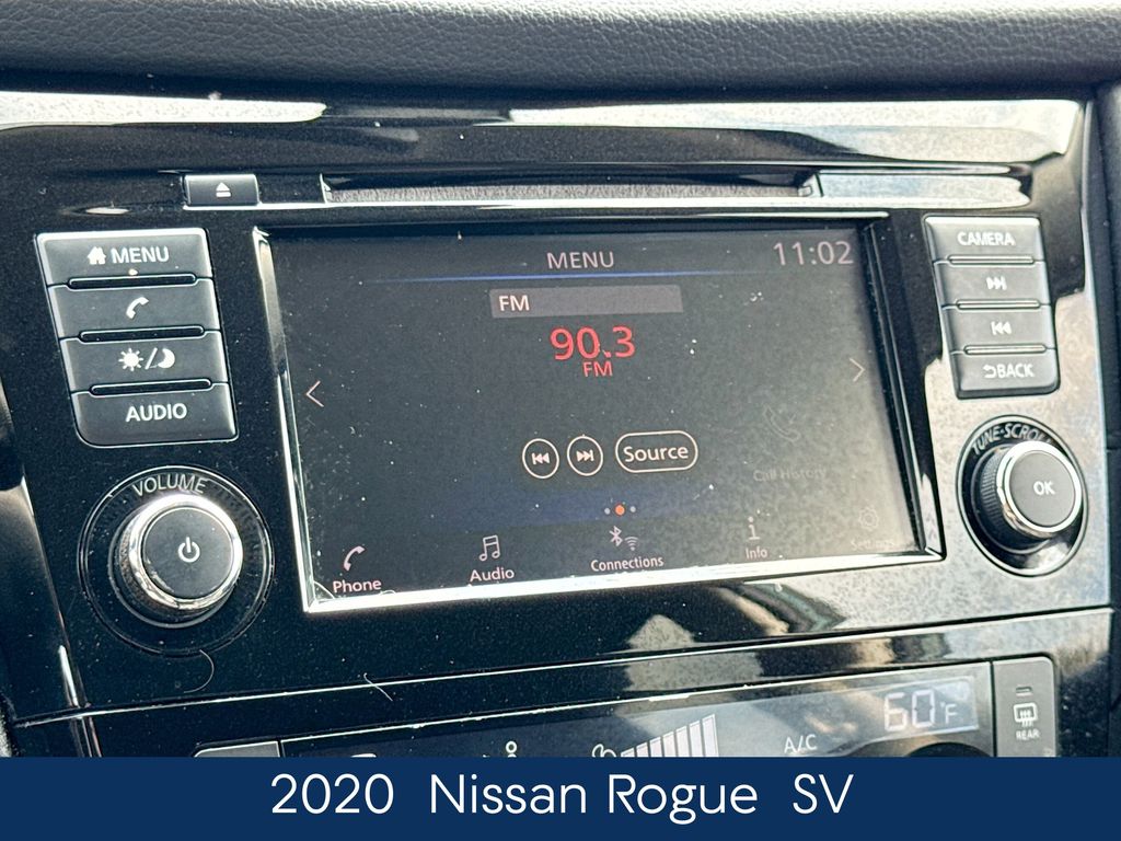 2020 Nissan Rogue SV photo 22