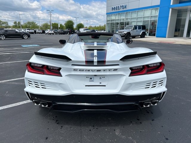 2025 Chevrolet Corvette E-Ray 3LZ photo 4