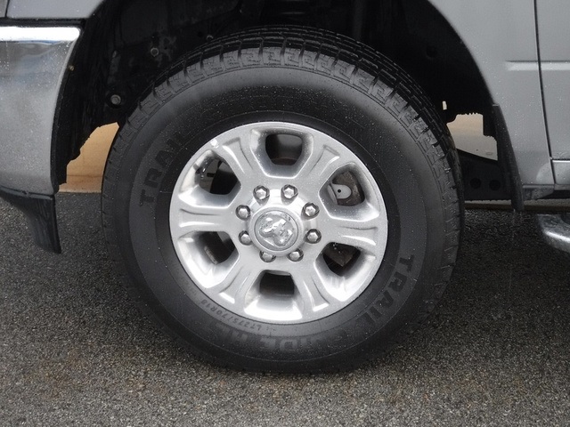 2023 Ram 2500 Big Horn photo 3