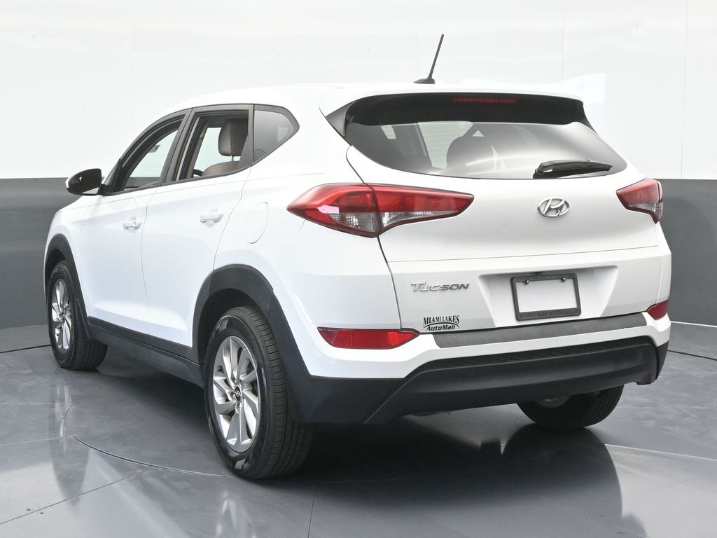 2017 Hyundai Tucson SE photo 4