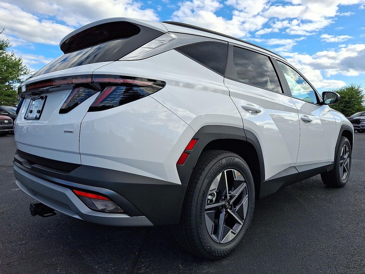 2025 Hyundai Tucson SEL Convenience photo 2