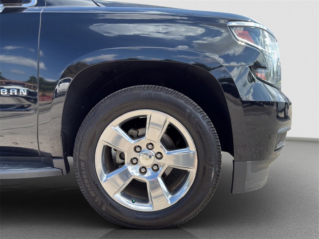 Used 2017 Chevrolet Suburban LS with VIN 1GNSCGKC3HR325613 for sale in Kansas City