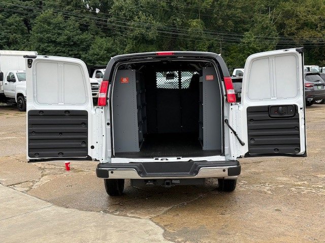 2025 Chevrolet Express Cargo 2500 photo 24