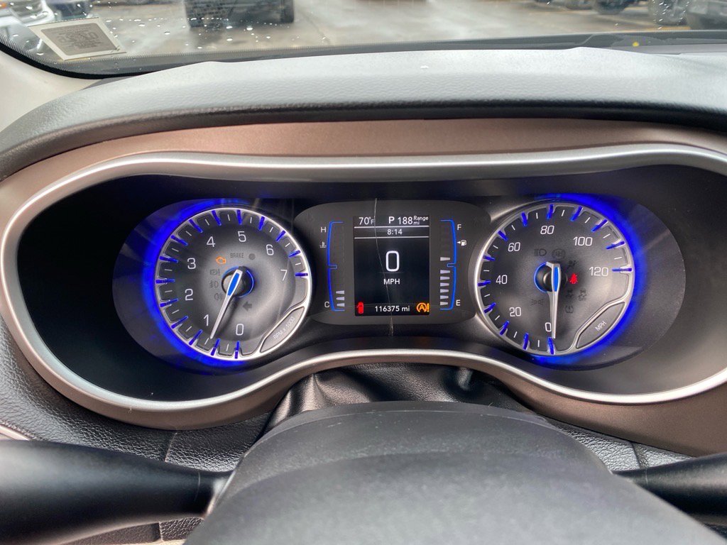 2021 Chrysler Voyager LXi photo 18