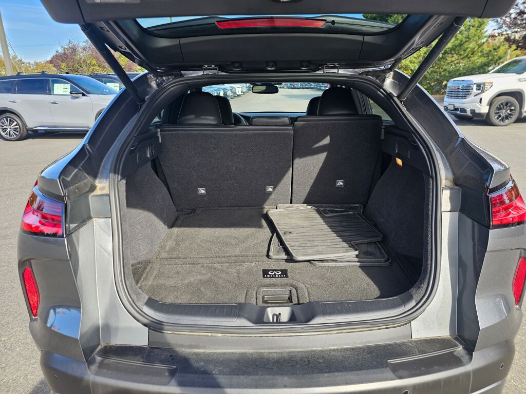 2023 Infiniti QX55 Luxe photo 18