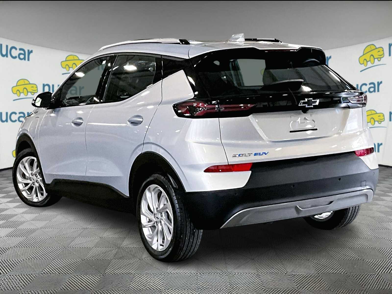 2022 Chevrolet Bolt EUV photo 4