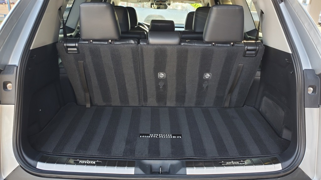 2024 Toyota Grand Highlander Limited photo 37