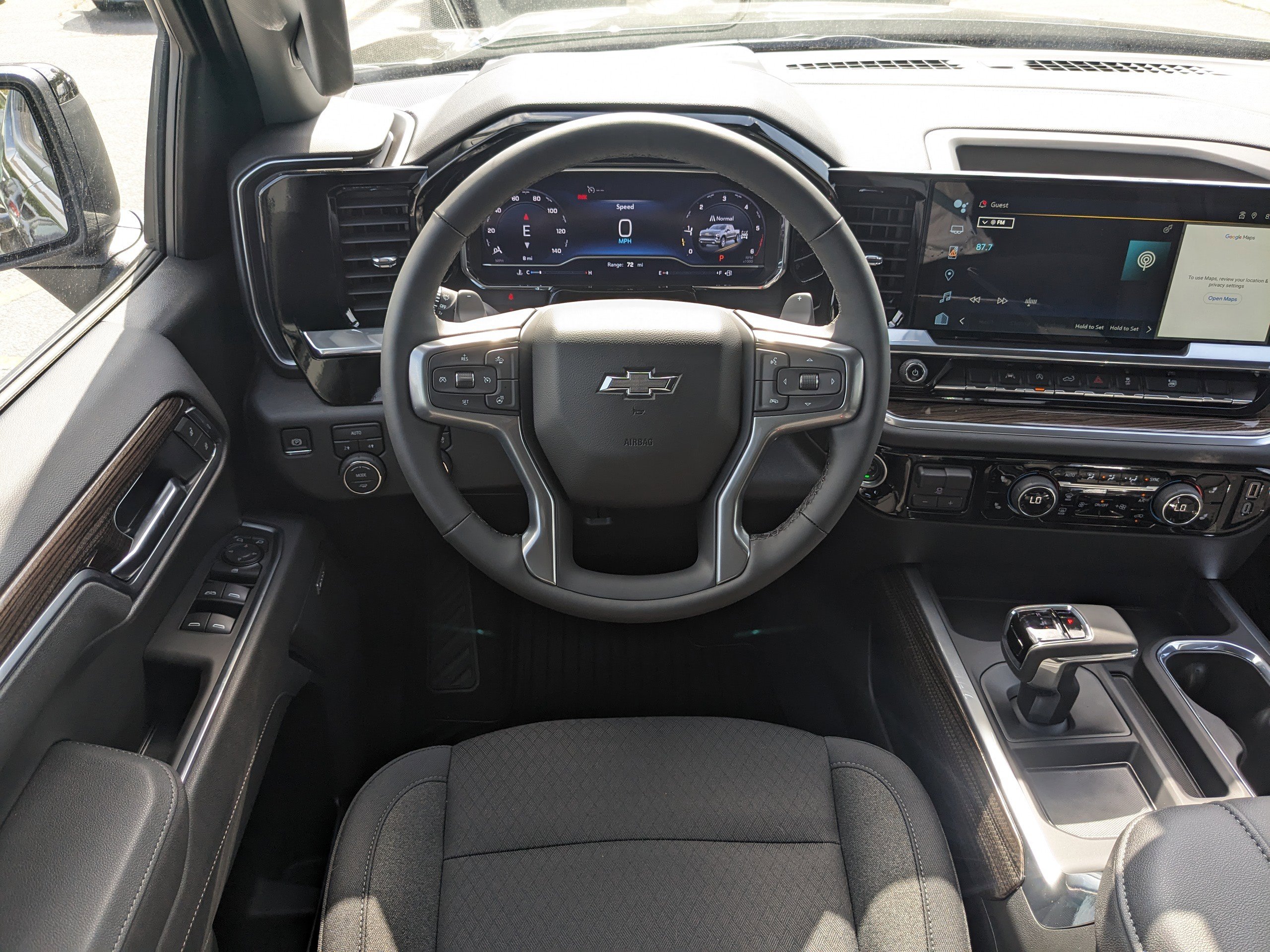 2025 Chevrolet Silverado 1500 RST photo 16
