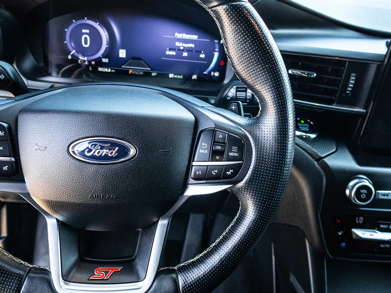 2020 Ford Explorer ST photo 29