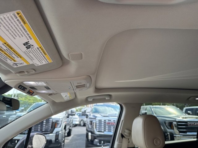 2020 Buick Envision Essence photo 22