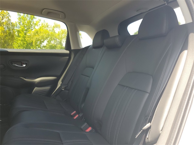 2026 Honda HR-V EX-L photo 9