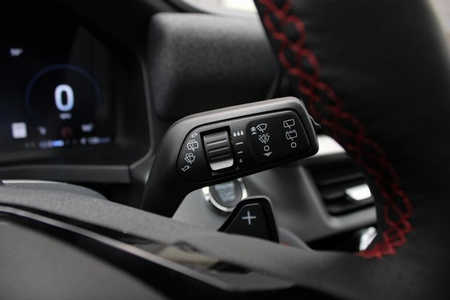 2025 Ford Explorer ST photo 13
