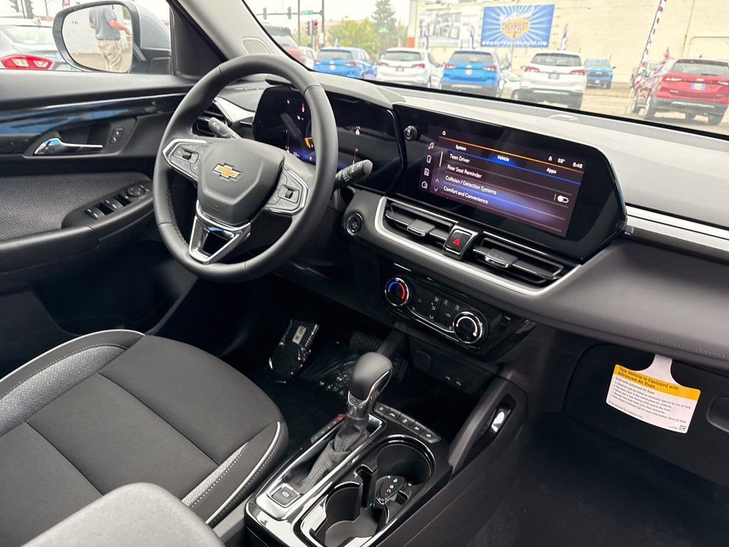 2026 Chevrolet Trailblazer LT photo 32