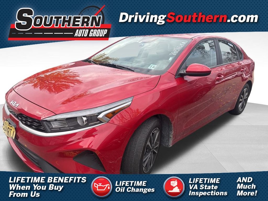 2023 Kia Forte LXS's photo