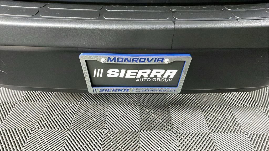 2025 Chevrolet Express Cargo 2500 photo 10