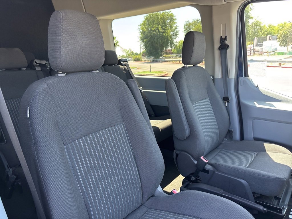 2016 Ford Transit XLT photo 18