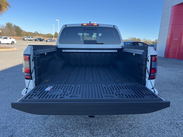 2025 Nissan Frontier Crew Cab SV photo 23