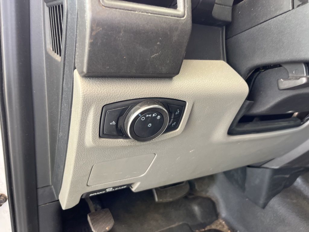 2020 Ford F-350 XL photo 12